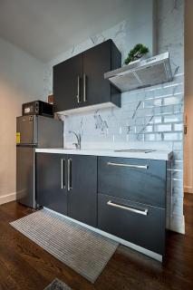 Cozy Crib at Acqua Residences - Rockwell Views - 5