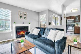 Modern Brand New Studio with Free Gym - 9