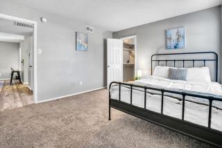 Modern Brand New Studio with Free Gym - 6