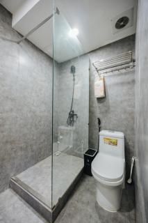 Cozy House near Train Street,FREE Wash,Heart of OldQuarter - 4