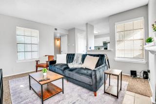 Brand New Studio 1 Bath Gym Access - 9