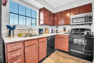 Freshly Built Studio Gym and 1 Bath - 2