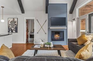 Mountain View Penthouse with Pool and Hot Tub - 3