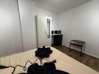 Local London Double Room - 4