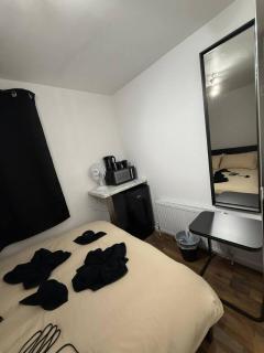 Double Room in London SW4 Zone 2 - 9