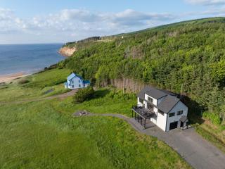 Deliver Me 2BR Cottage - 4