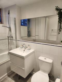 Stylish 1-Bedroom Haven in Central London - 7