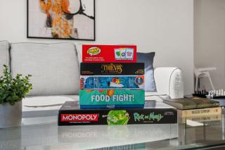 Luxurious Townhome in Aspen with King Bed Large Dining Area and Sleeps 8 - 1