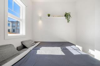 Luxurious Townhome in Aspen with King Bed Large Dining Area and Sleeps 8 - 4