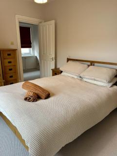 Snug by the Shore in Southsea - 2