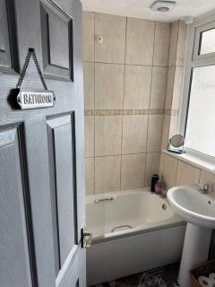 Skye Terrace, cosy 2 bed close to the city centre. - 6