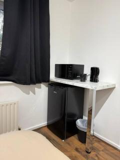 London zone2 room near Battersea - 4
