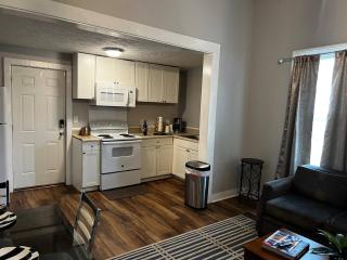 Gold Suite in Wadley - 2