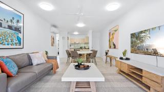 Adina Oasis Top-Floor Apartment - 1