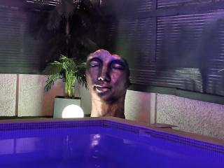 Private Villa with Heated Swimming Pool, Roof Top Solarium & Garden - 1