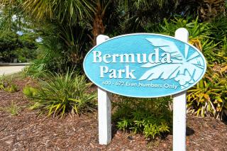 Close to Beaches, Downtown, Restaurants & Parks! - 9