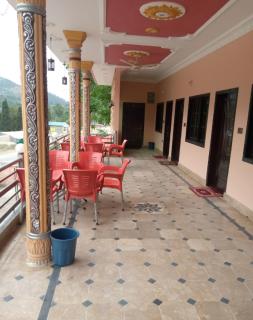 Balakot International Hotel - 4