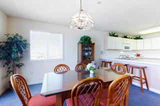 Harbour Towne 204A - 7