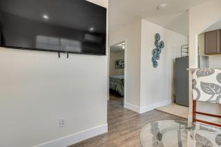 Los Angeles Home Near Hospitals and Metrolink Access - Los Angeles - 5