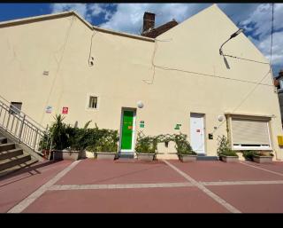 Bundle 2 Apparts, 12 person - Parking, station, beach - 8