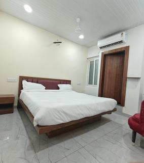 Hotel Royal Krishna - 6