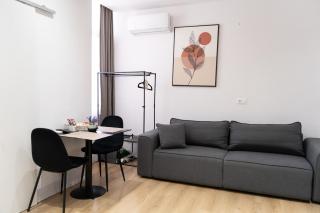 Golden Corner 1 - Sweet Escape Apartments - 1