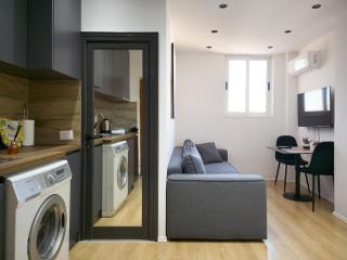 Golden Corner 2 - Sweet Escape Apartment - 3
