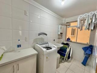 Avenida Ubirajara a 1 quadra do mar! - 8