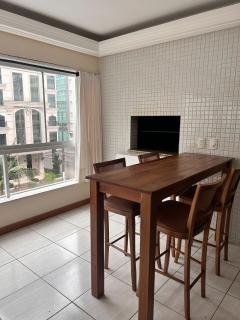 Avenida Ubirajara a 1 quadra do mar! - 1