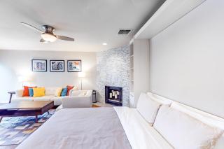 Encinal Condominiums - 5