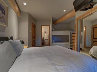 Hapala Chalet - 9