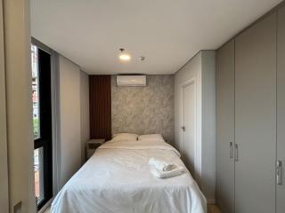 1 dormitorio • Eje corporativo • Wi-Fi y A/C - 7
