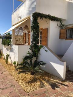 Charming oceanfront property - 2