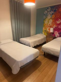 Triple room in a House with a pool - 9