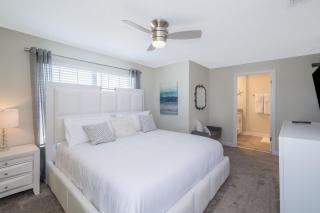 4975AN TOWNHOUSE 5 BEDROOMS & 4 BATHROOMS + POOL - 5