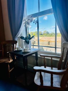 The Fox and Hounds - 3