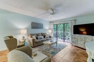 Two Bedroom Beachwood Condo 2118 - 0