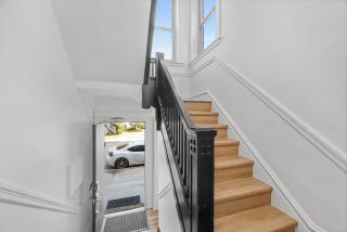 Pittsburgh Shadyside 2A Bright and Stylish Private Bedroom with Shared Bathroom - 1