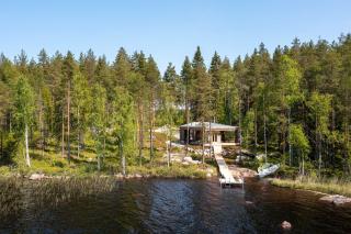 Ulvontähti - moderni mökki järven rannalla - 1