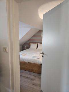 private apartment - 8