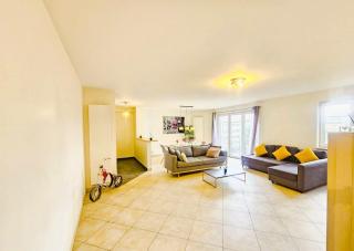 Central&comfy 2BR Flat with parking - 2