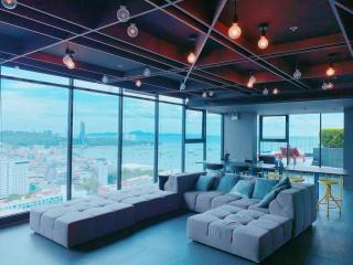 THE BASE Sea View Holiday inn Central Pattaya - 5