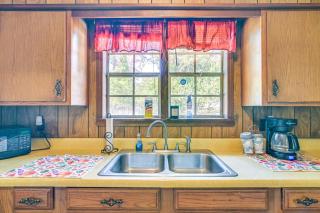 Pet-Friendly Eutaw Home Near Historic Square - 2