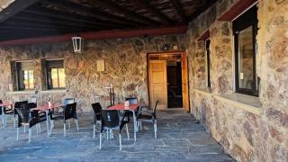 Hostal Las Cavenes Del Cabaco - 3