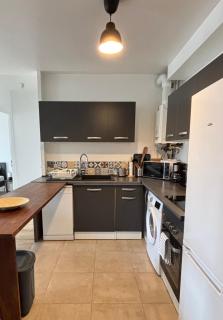 Appartement Cosy et calme - face à la gare Rosny-sous-Bois - 20mn de Paris et Disneyland - 7