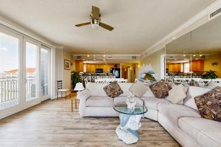 Emerson Towers 504 - 6