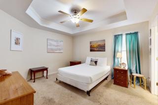 Village Townhomes on the Greens Unit 106 - 2