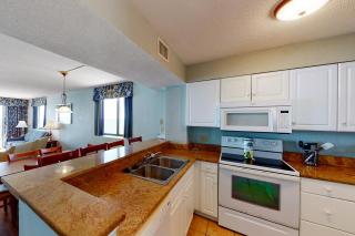 Sands Beach Club 1014 - 3