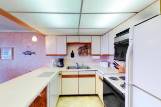 Thunder Island 103B - 1