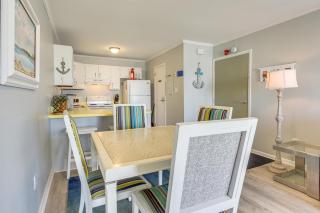 Steps to Sand and Pool! 3rd-Floor Myrtle Beach Condo - 6